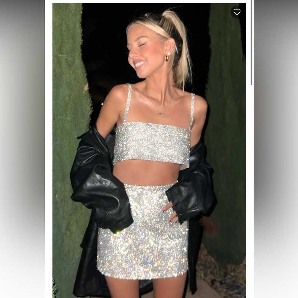 White Fox Boutique- One Last Time Mini Skirt Silver XS/S